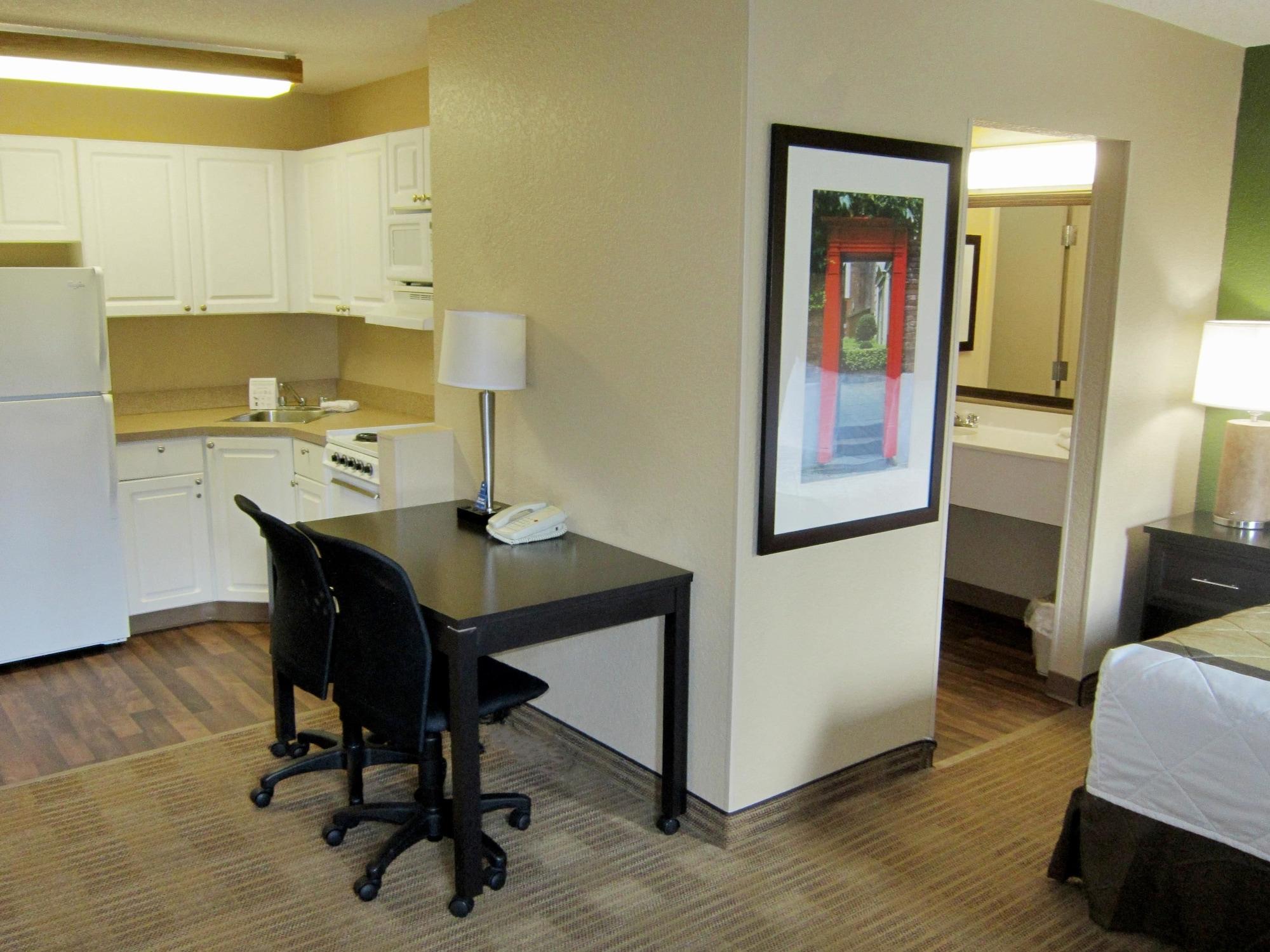Extended Stay America Suites - Orlando - Maitland - 1776 Pembrook Dr Екстер'єр фото