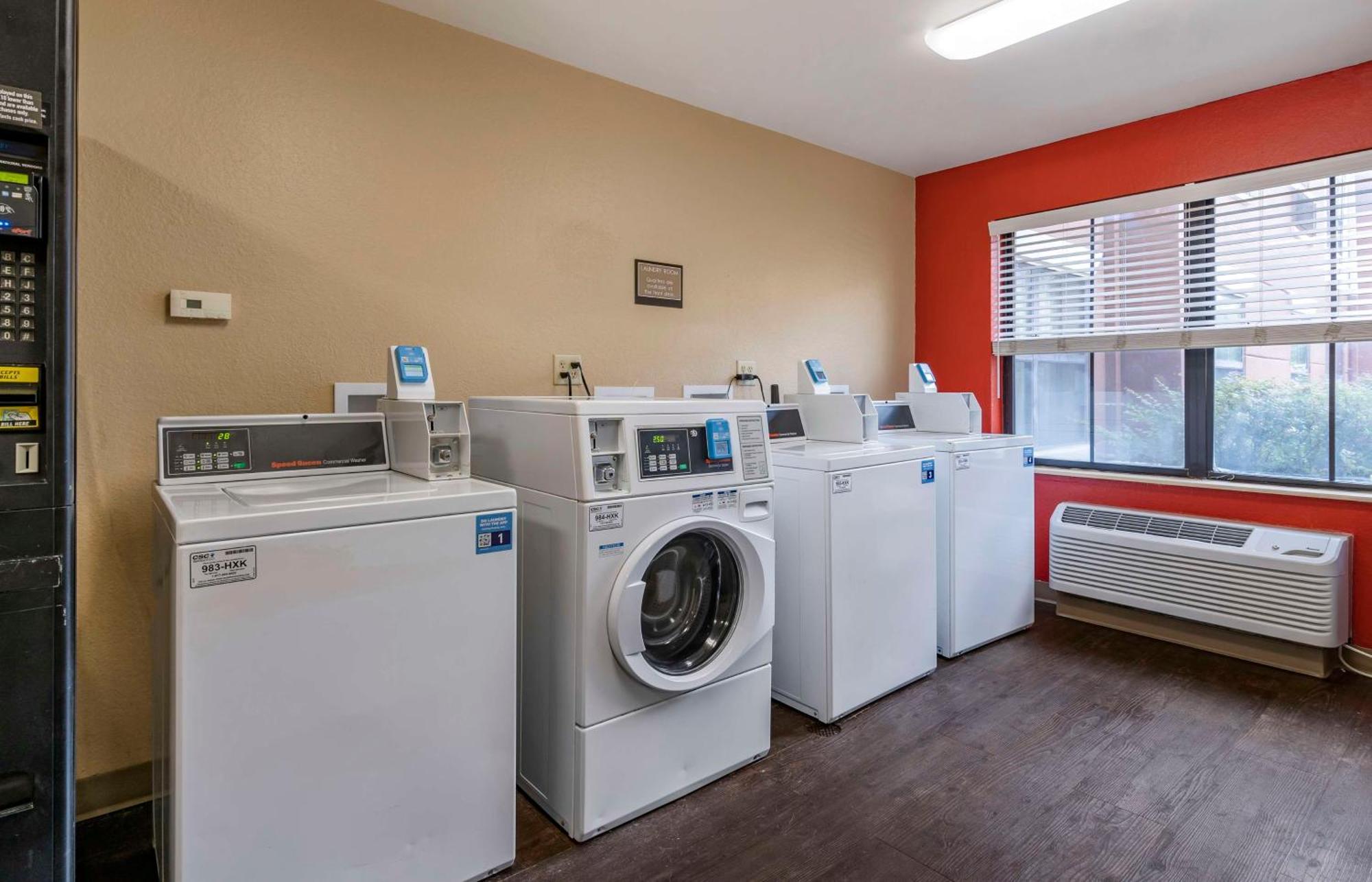 Extended Stay America Suites - Orlando - Maitland - 1776 Pembrook Dr Екстер'єр фото